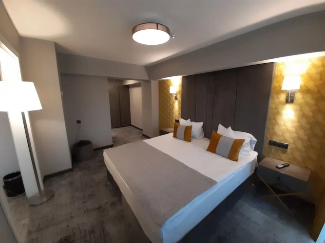 Standard Twin room with balcony