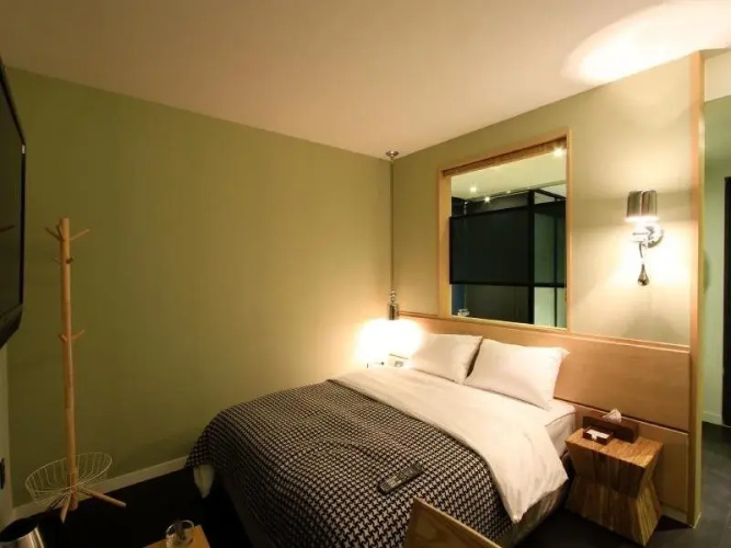 25 Hours Hotel