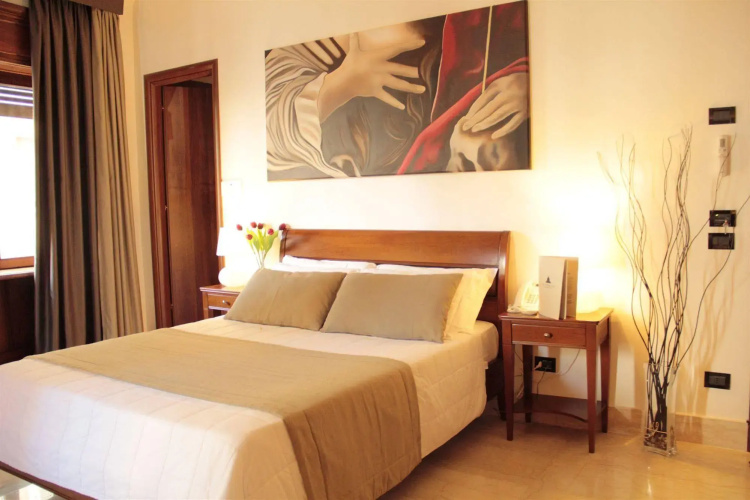 St. Peter' Six Rooms & Suites
