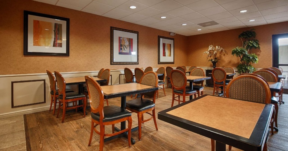 Best Western Savannah Historic District photo 20
