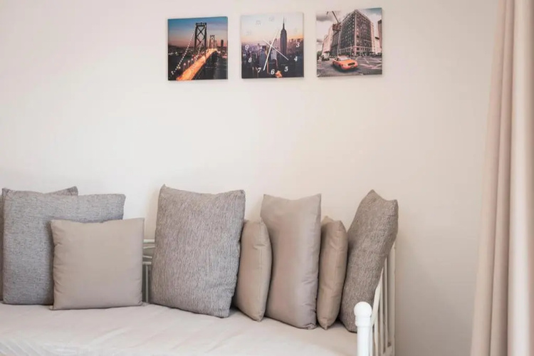 Athina Apartments