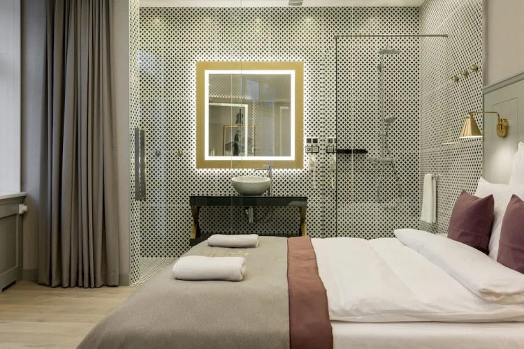 Deluxe room with balcony