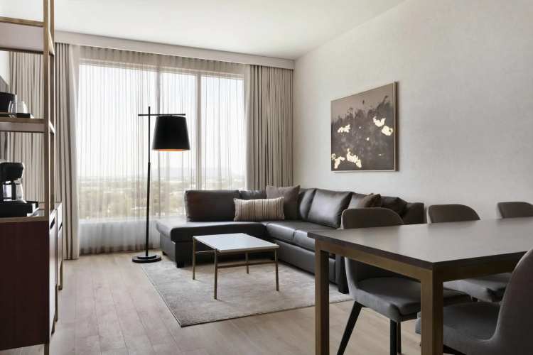 Sheraton Saint-Hyacinthe Hotel