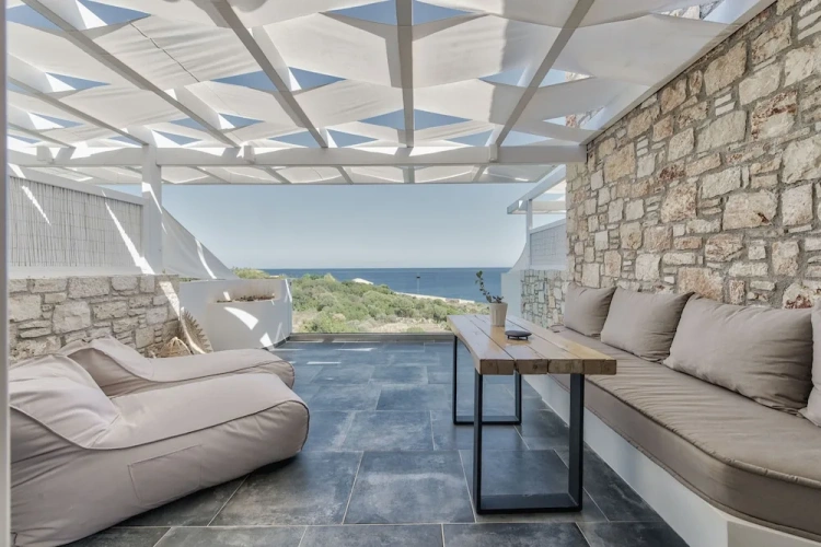 Standard room with balcony and with sea view