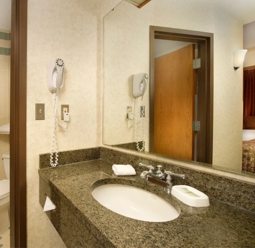 2 Bedrooms Double Suite with balcony