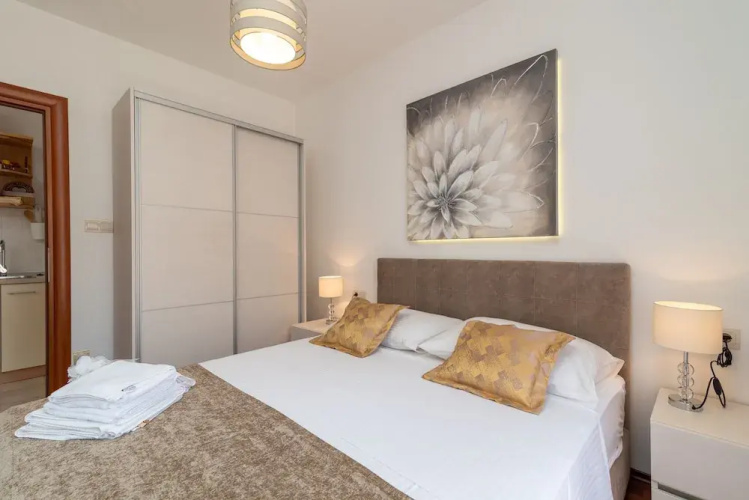 Tonina Apartments