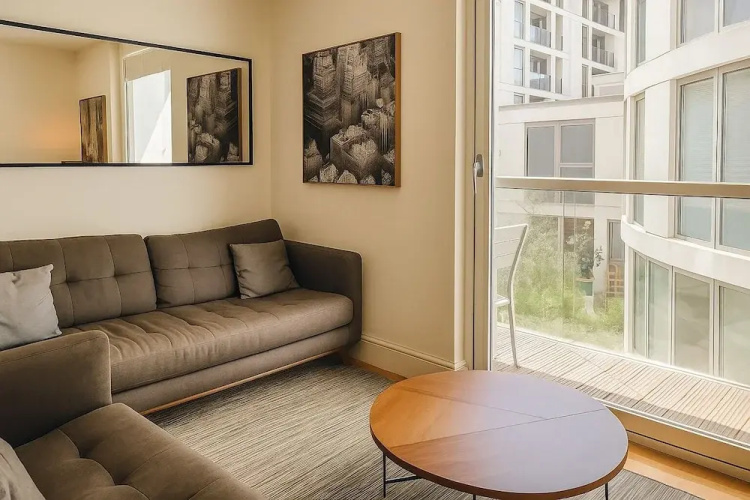 Spacious Serviced Apartments Canary Wharf
