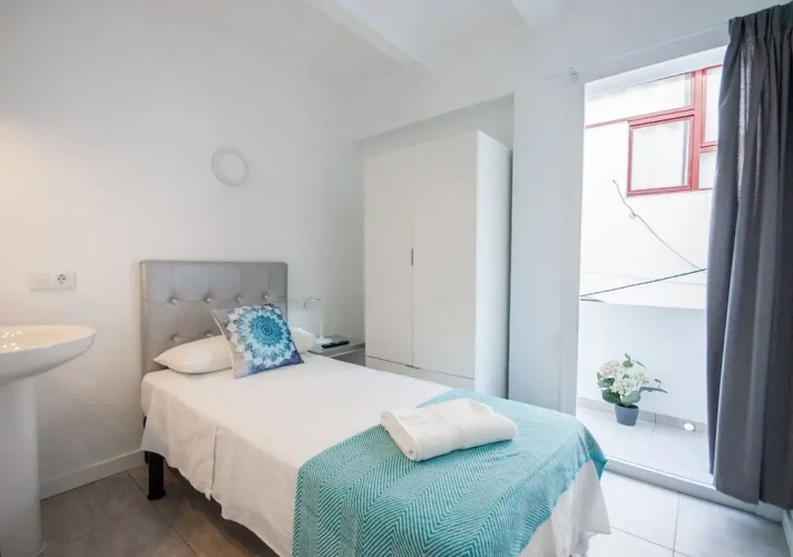 Lets Holidays rooms Cadaques