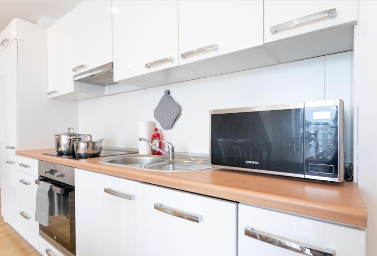 3 Bedrooms Apartment