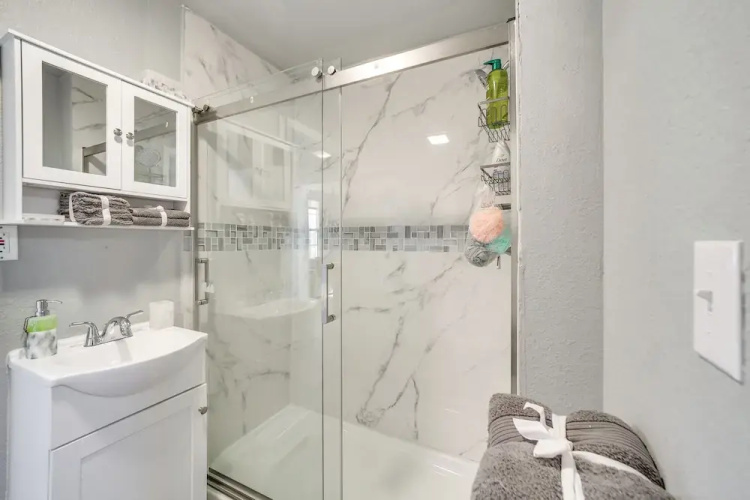 Convenient Tulsa Home - 2 Mi to Downtown!