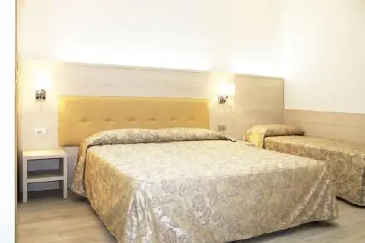 Metropoli Hotel