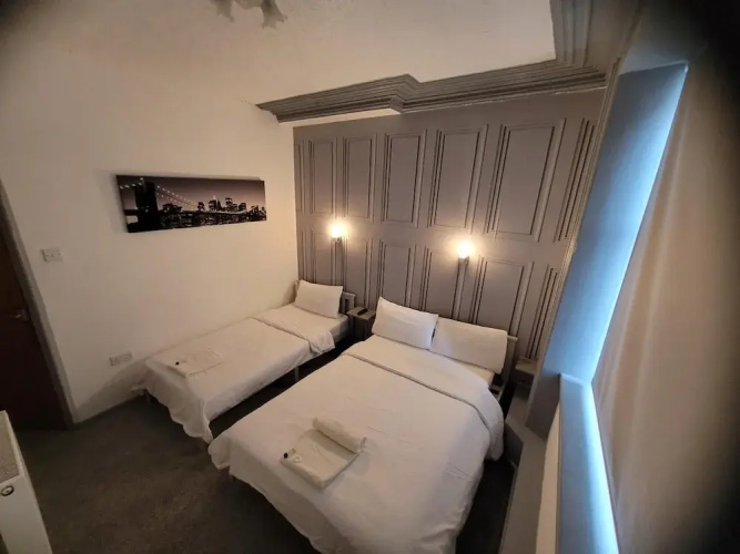 The Woodland Hotel