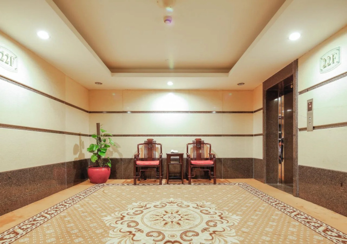 Yutong Hotel