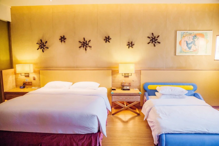 Crowne Plaza Hailing Island