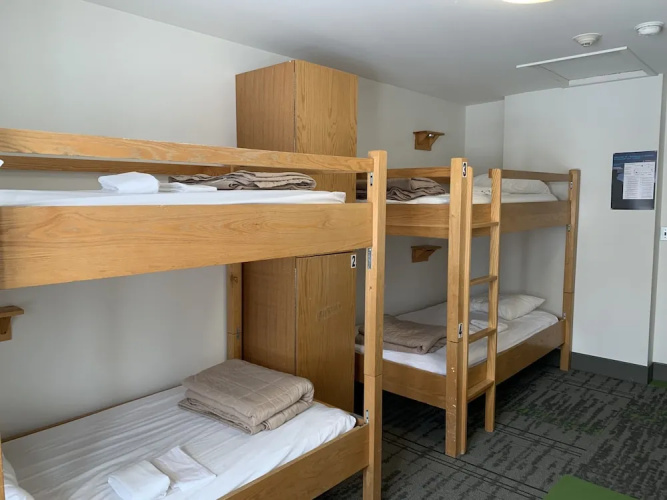 HI Calgary City Centre - Hostel