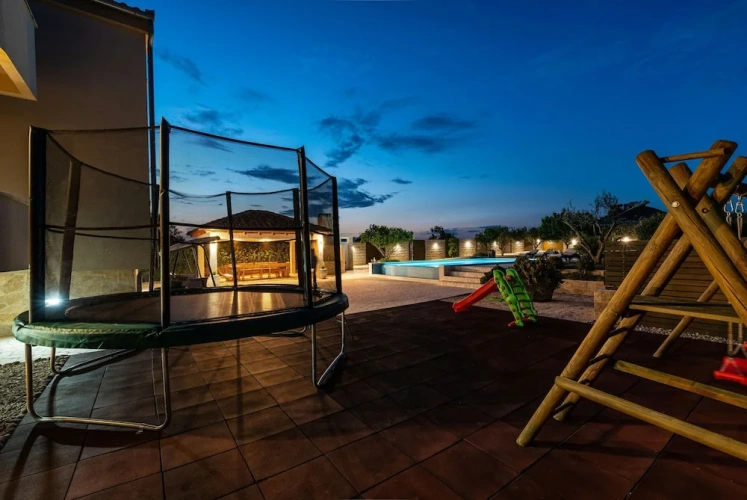 3 Bedrooms Villa with balcony and with mountain view