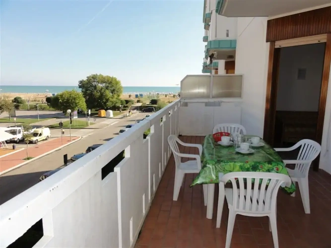 1 Bedroom Apartment with balcony