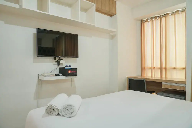 Chic and Cozy Studio at Tifolia Apartment