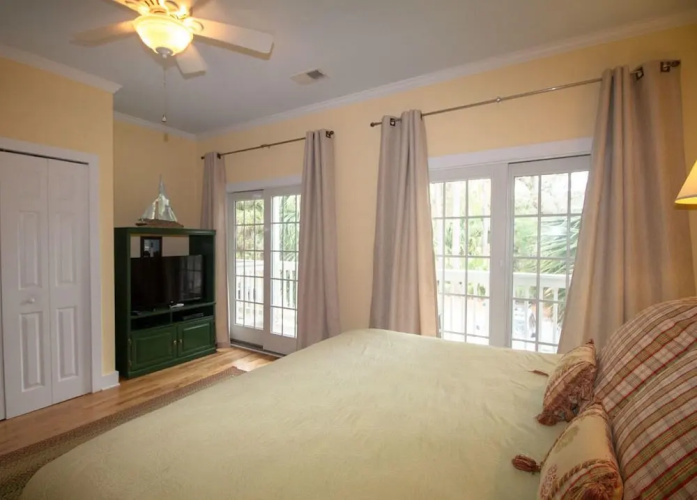 694 Bonito Rd