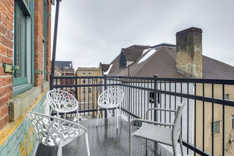 < 1 Mi to Wittenberg: Eclectic Loft w/ Parking!