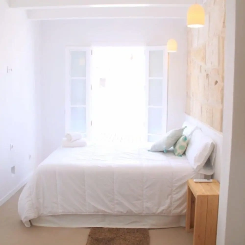 Standard Triple room with balcony