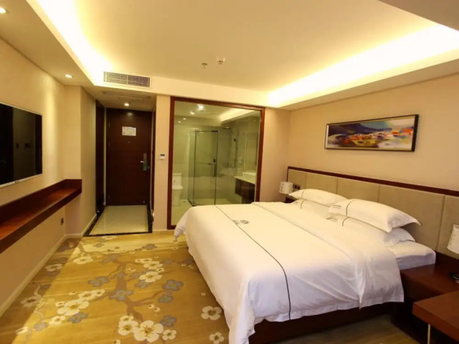 The King Lycra Hotel