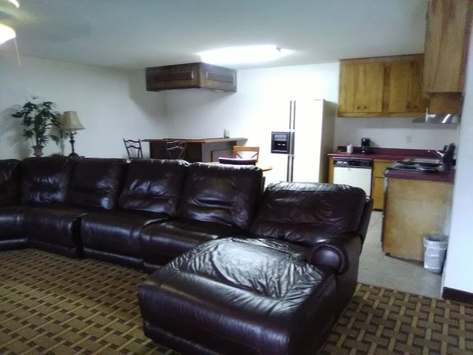 Ameraview Inn And Suites