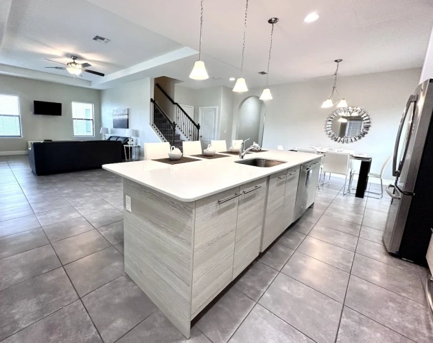 4 Bedrooms Cottage