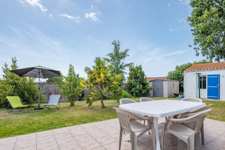 2 Bedrooms Cottage