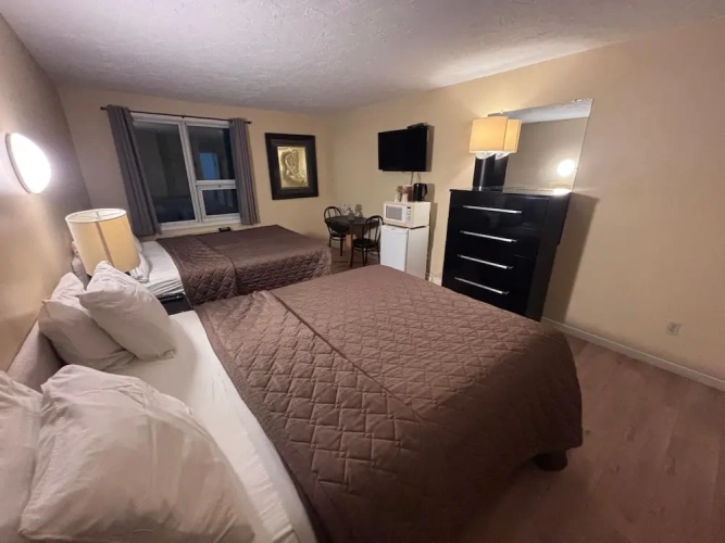 Deluxe Quadruple room