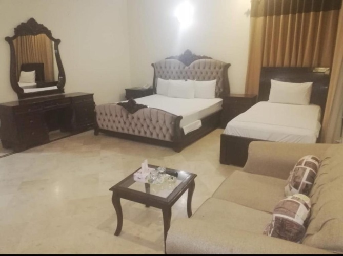 Deluxe Family Suite