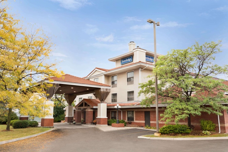 Travelodge by Wyndham Oshawa Whitby photo 11
