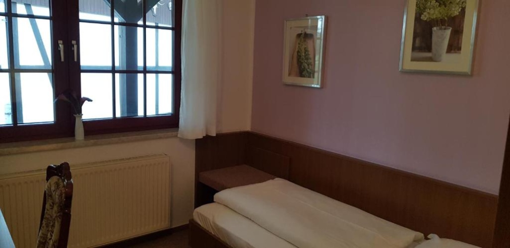 Standard Single room