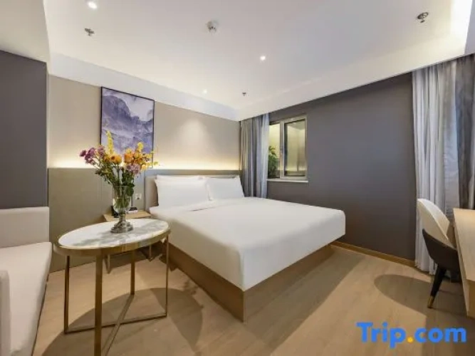 Standard Double room with view