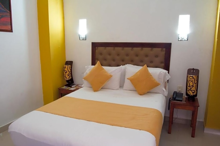 Standard Triple room with balcony