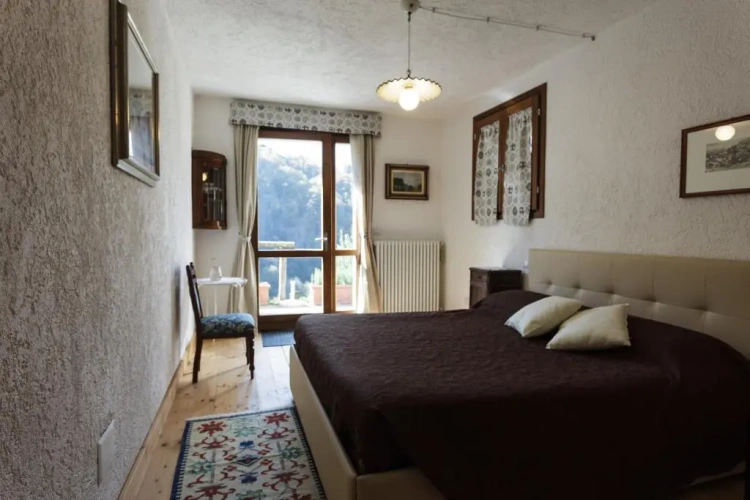 Standard Triple room with mountain view