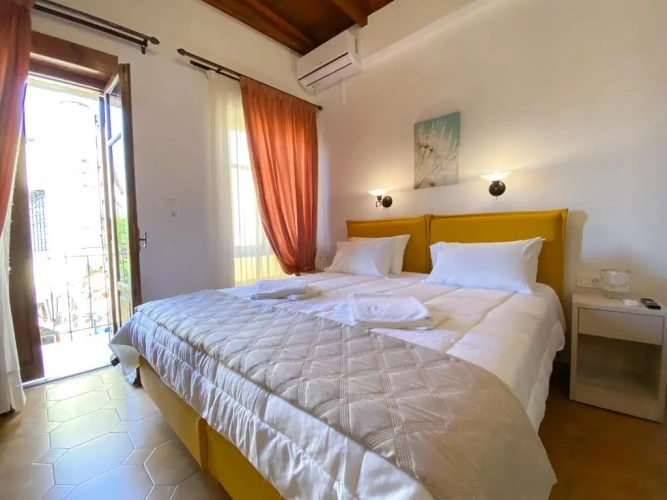 Standard Double room with balcony