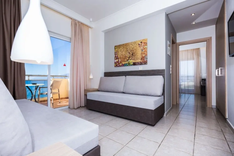 Standard Family room seafront