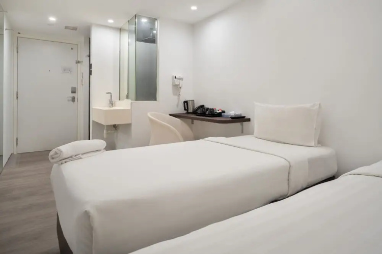 A Hotel Dickson