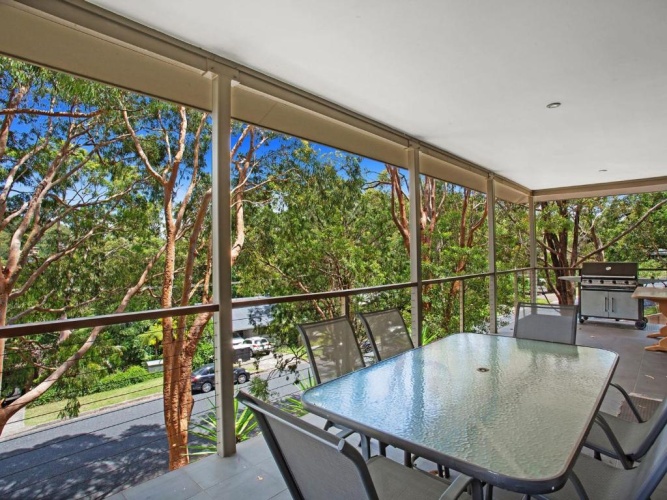 4 Bedrooms Cottage
