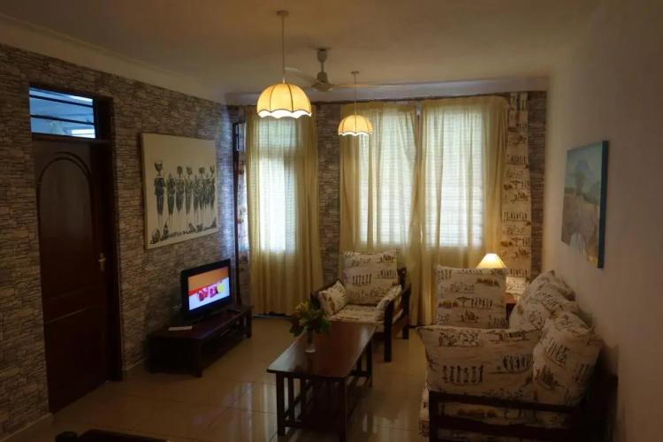 Diani Star Beds