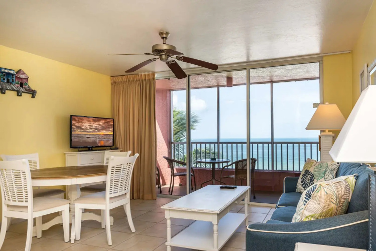 Casa Playa Beach Resort