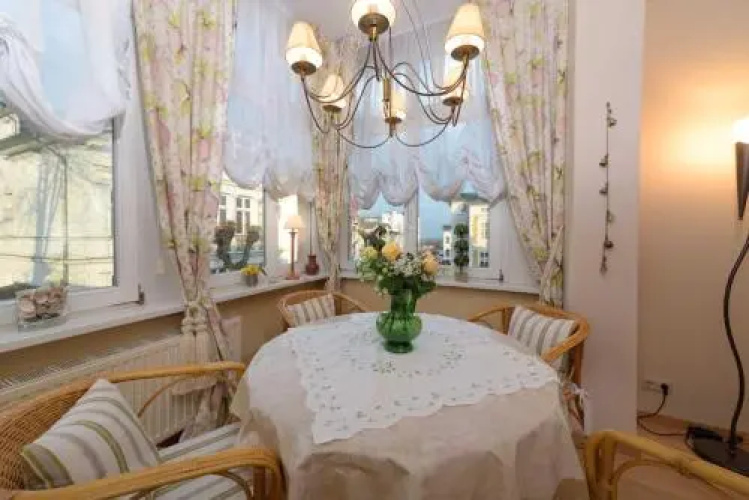 Villa Phoenix _ App_ 5