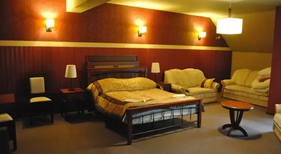 Motel DB2000
