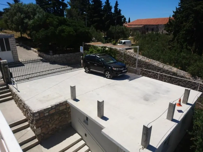 2 Bedrooms Apartment with balcony and with view