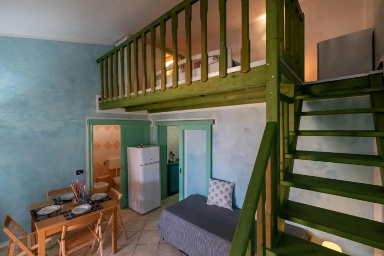 2 Bedrooms Cottage