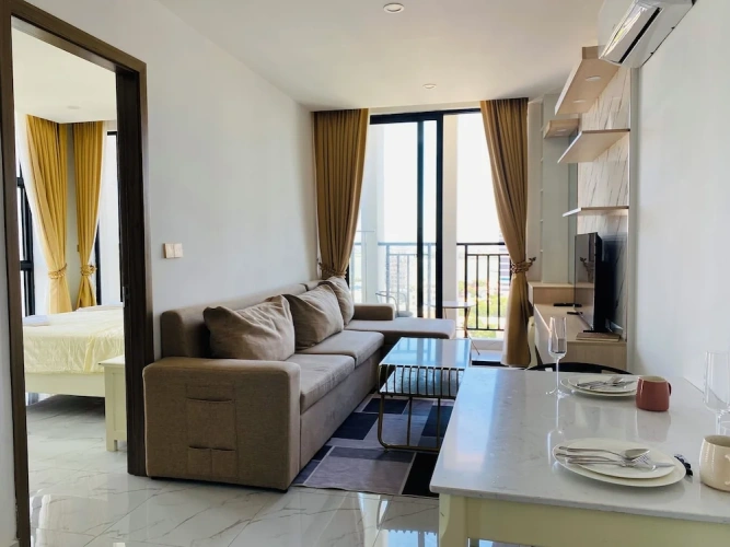 1 Bedroom Comfort room with balcony and with river view
