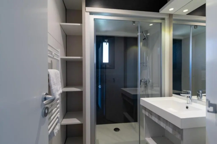 3 Bedrooms Chalet