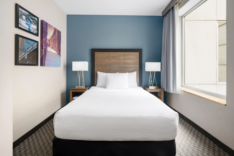La Quinta Inn & Suites by Wyndham Chicago Downtown photo 8