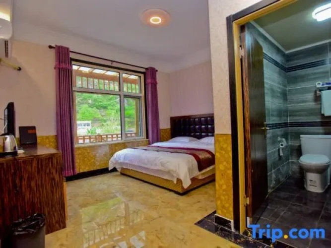 Triple Suite